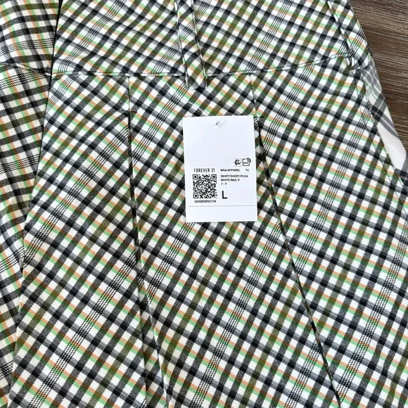 Forever 21. Size Large - Picture 3 of 14